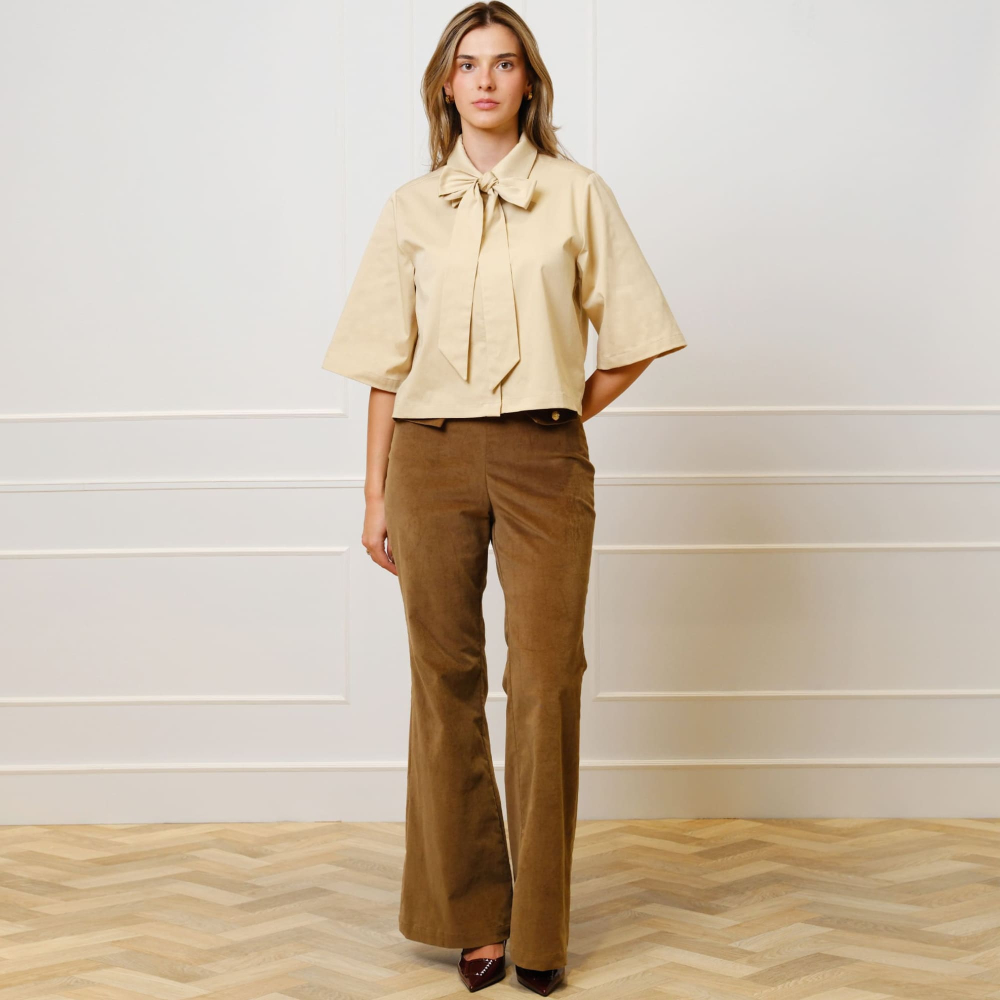 Schluppenbluse in Sandbeige